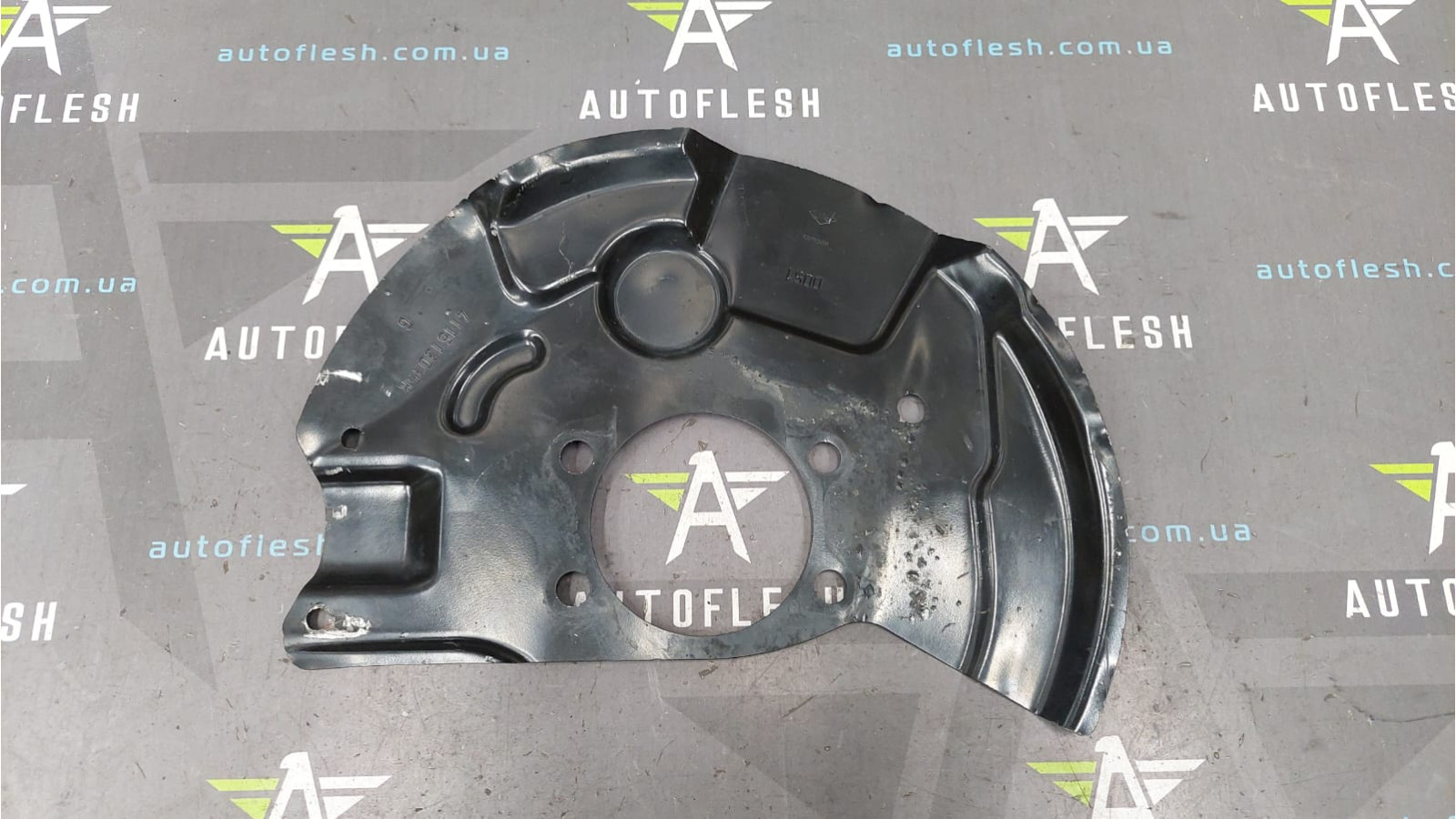 Защита тормозного диска левая 411513035R Renault Grand Scenic 4 Megane 4 Scenic 4 Talisman бу